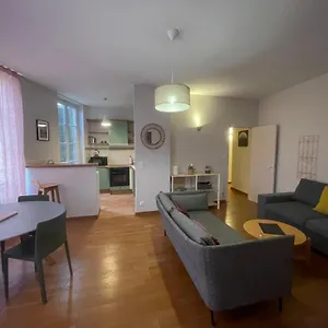  Apartment Au Centre D'avignon